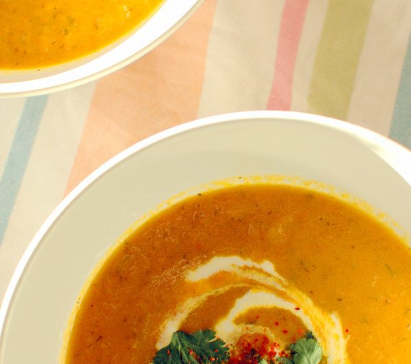 zupa marchewkowa z kolendrą