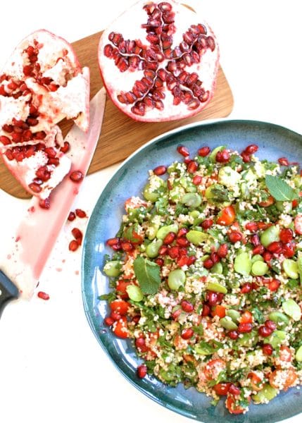 salatka z couscous bobem i granatem
