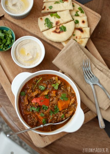 curry z dynią soczewicą i kapustą. pyszny, jesienny obiad