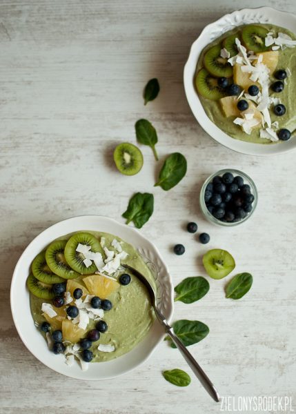 green smothie bowl przepis