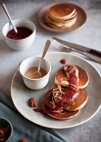 pancakes z masłem orzechowym , zdrowe fit placki placuszki z masła orzechowego, bez mąki, bez glutenu